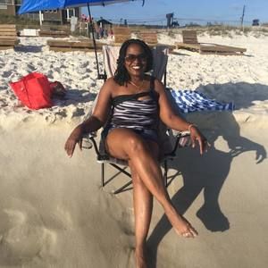 Meet your Posher, Aly